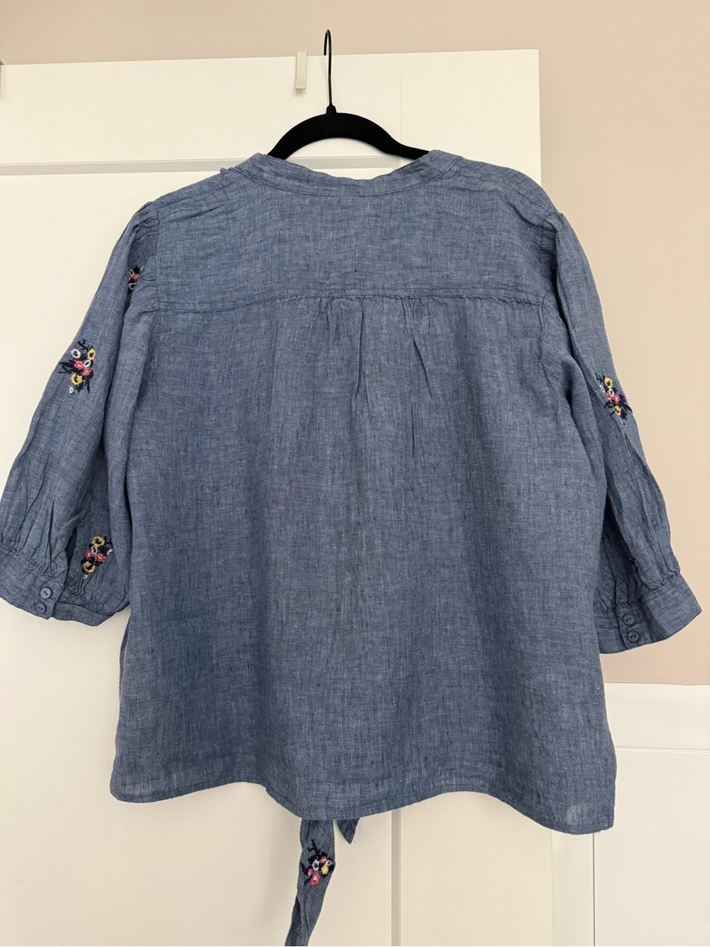 Charter Club Linen Floral Embroidered Tie-Front Blouse - XL - Picture 8 of 9
